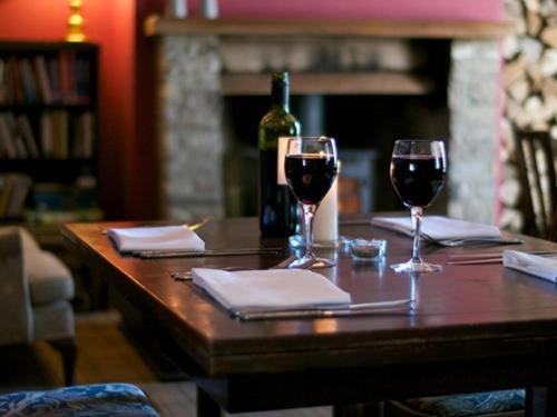The Oakhill Inn Экстерьер фото